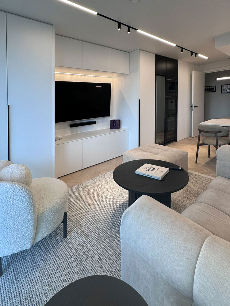 Slim Duet trimless recessed track with spotlights in a contemporary interior
